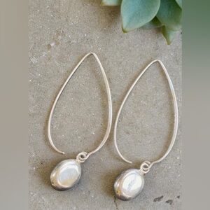 Silpada Silver Teardrop Earrings Vintage W0821
Silpada 2003/2004